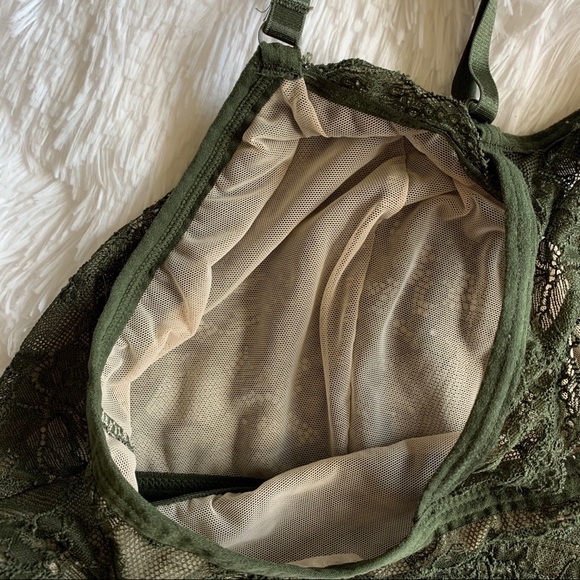 SOLD Torrid Lace Bralette Size 3 - Picture 4 of 7